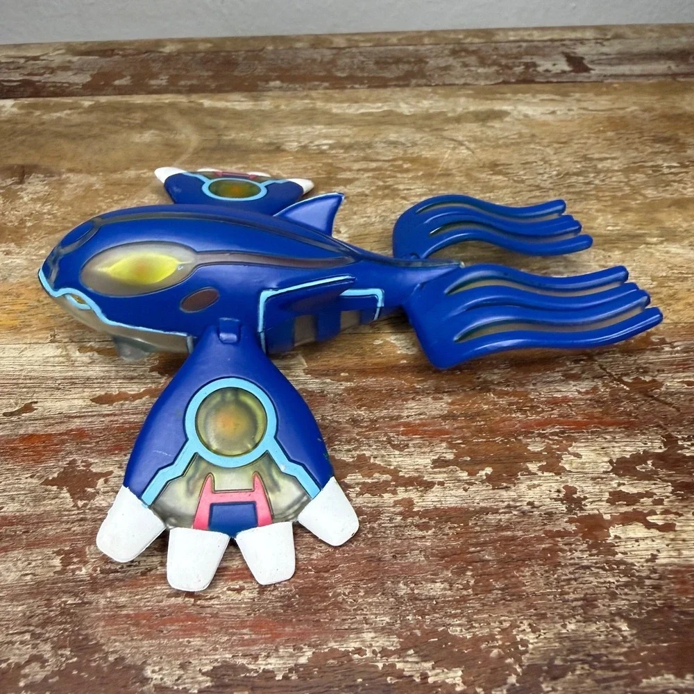 Tomy Pokémon Moncolle Primal Kyogre Figure Blue Collectible Toy